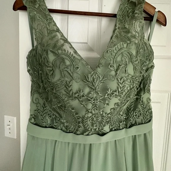 sell bridesmaid dress near me Mac Duggal - Green Sequin Jeweled V Neck Midi Dress